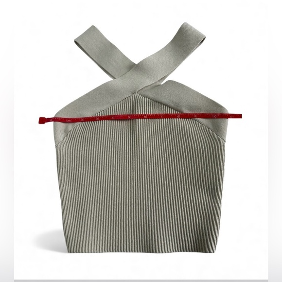 Aritzia Babaton Sculpt Knit Criss Cross Cropped Tank size 2XSmall Matte Pearl - Picture 6 of 8